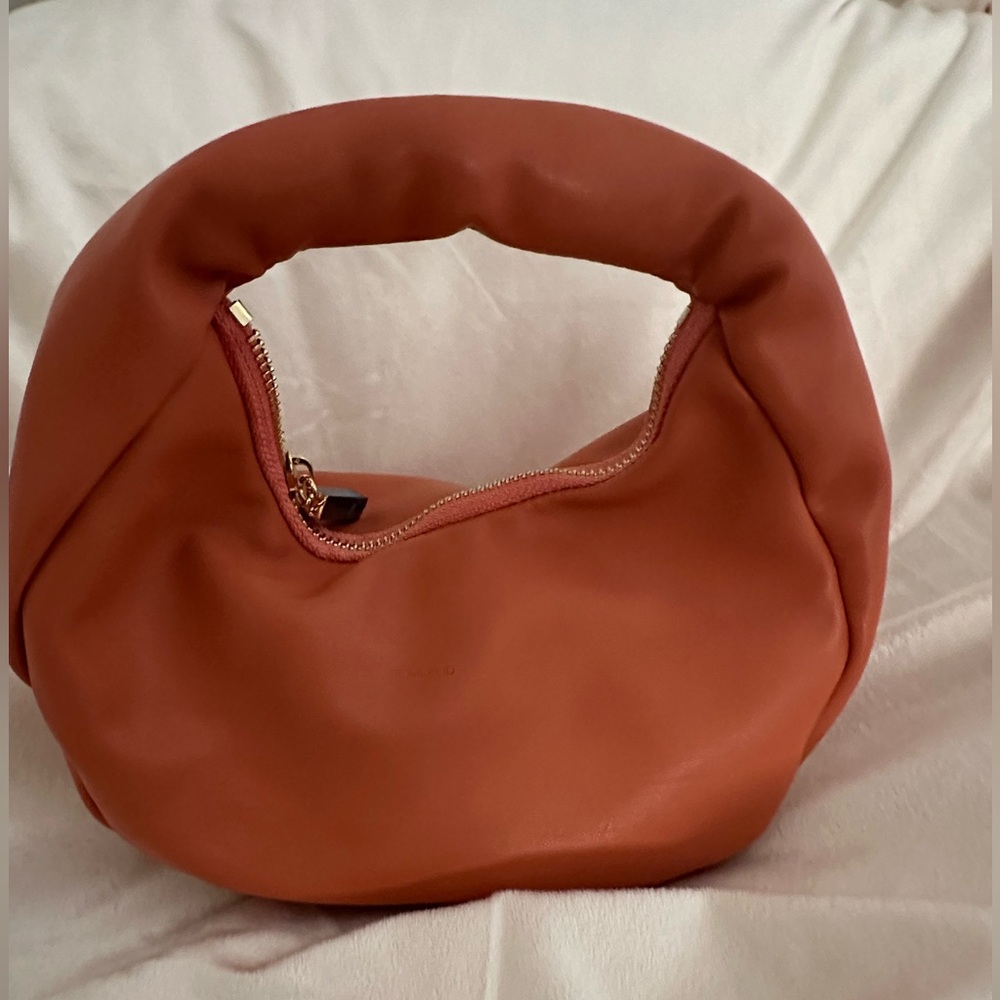 NWOT REMI/REID CLEMENCE TOY -PEACH